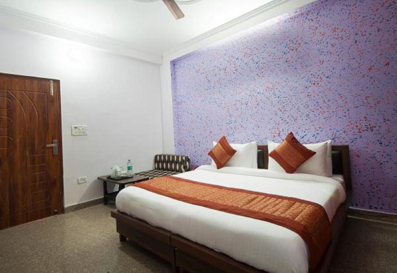 Airport Hotel Green Heights Új-Delhi Kültér fotó